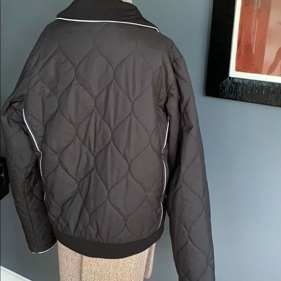 Nike black quilted zip jacket, medium - Picture 5 of 7